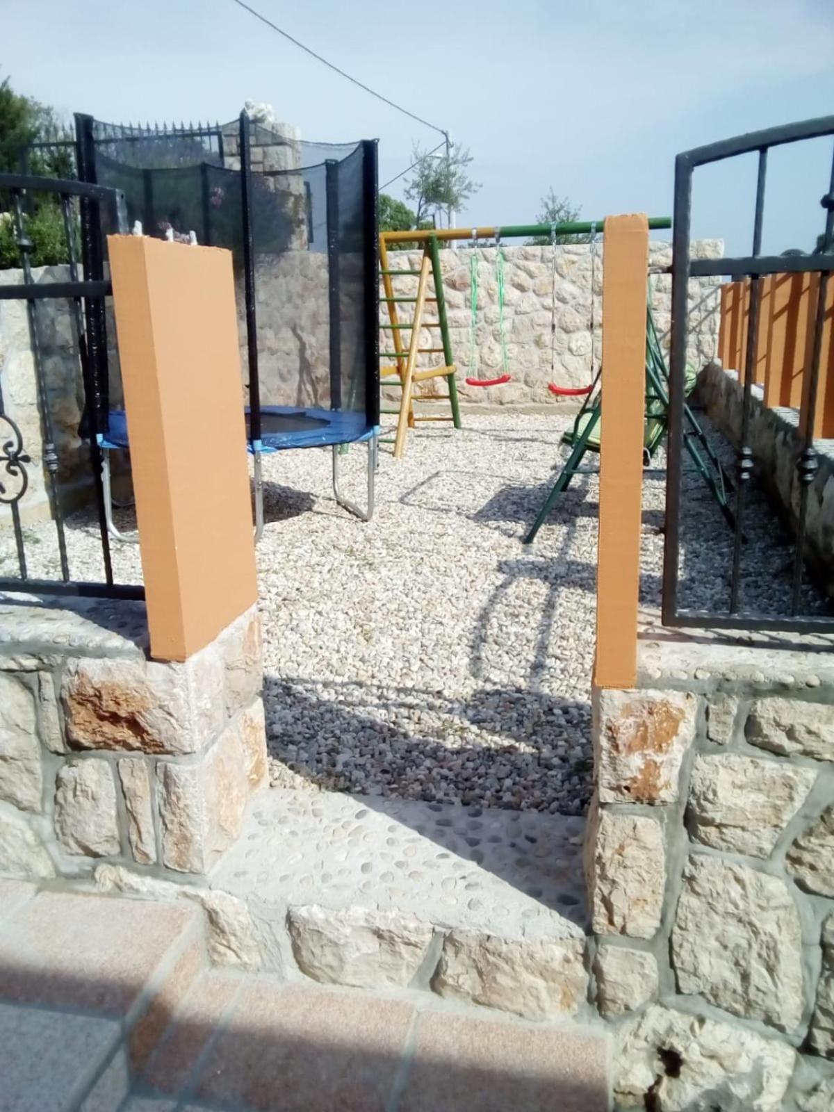 Apartmani Mirjana Tribanj-Kruscica Exterior photo